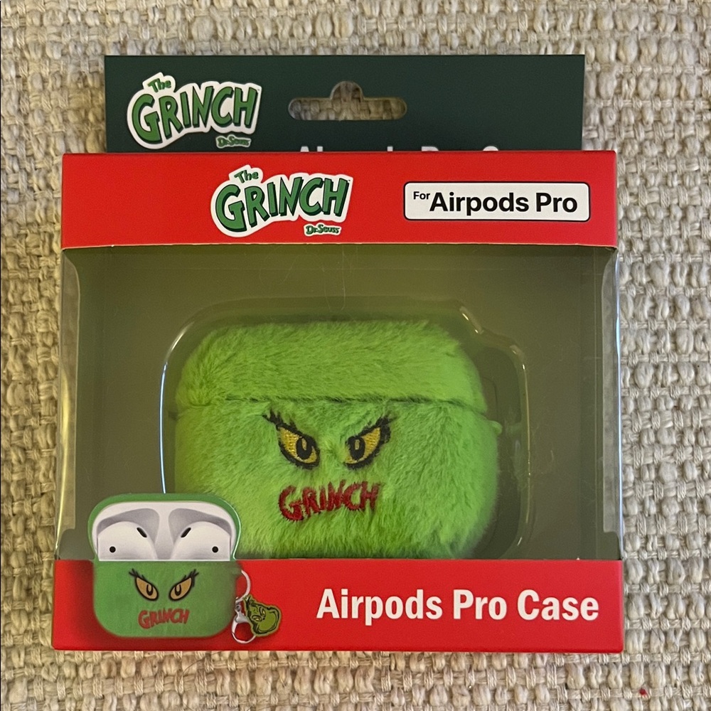 Grinch AirPods Pro Case with Charm